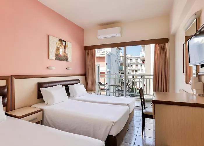 Otel Pearl 2*