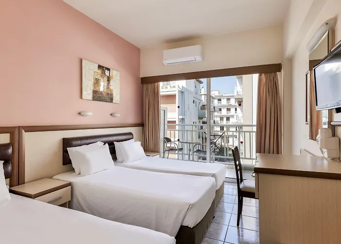 Otel Pearl 2*