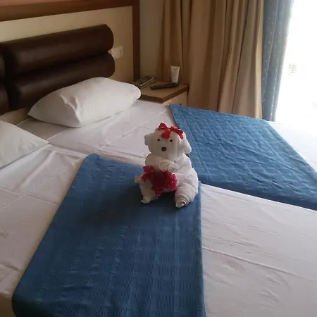Hotel Pearl 2*