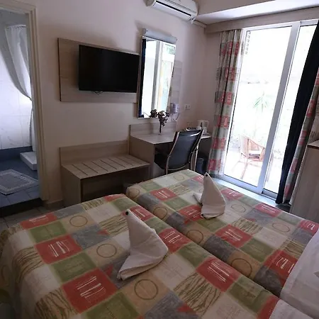 Hotel Pearl 2*