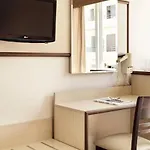 Pearl Hotel